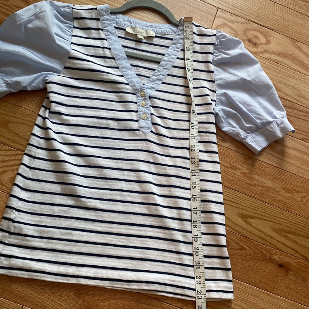 Cute Spring/ Simmer top - Picture 5 of 9